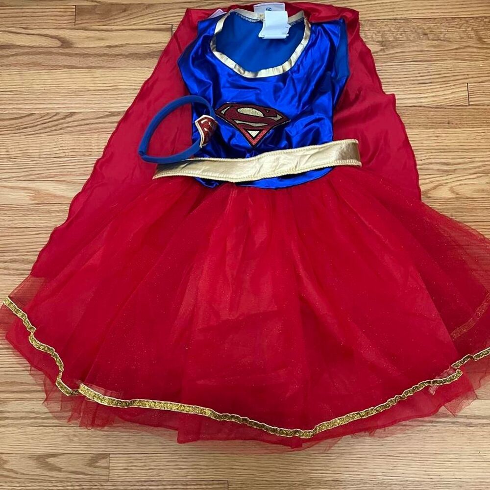 Girls Supergirl Costume Size M 7-8 DC Comics Halloween
